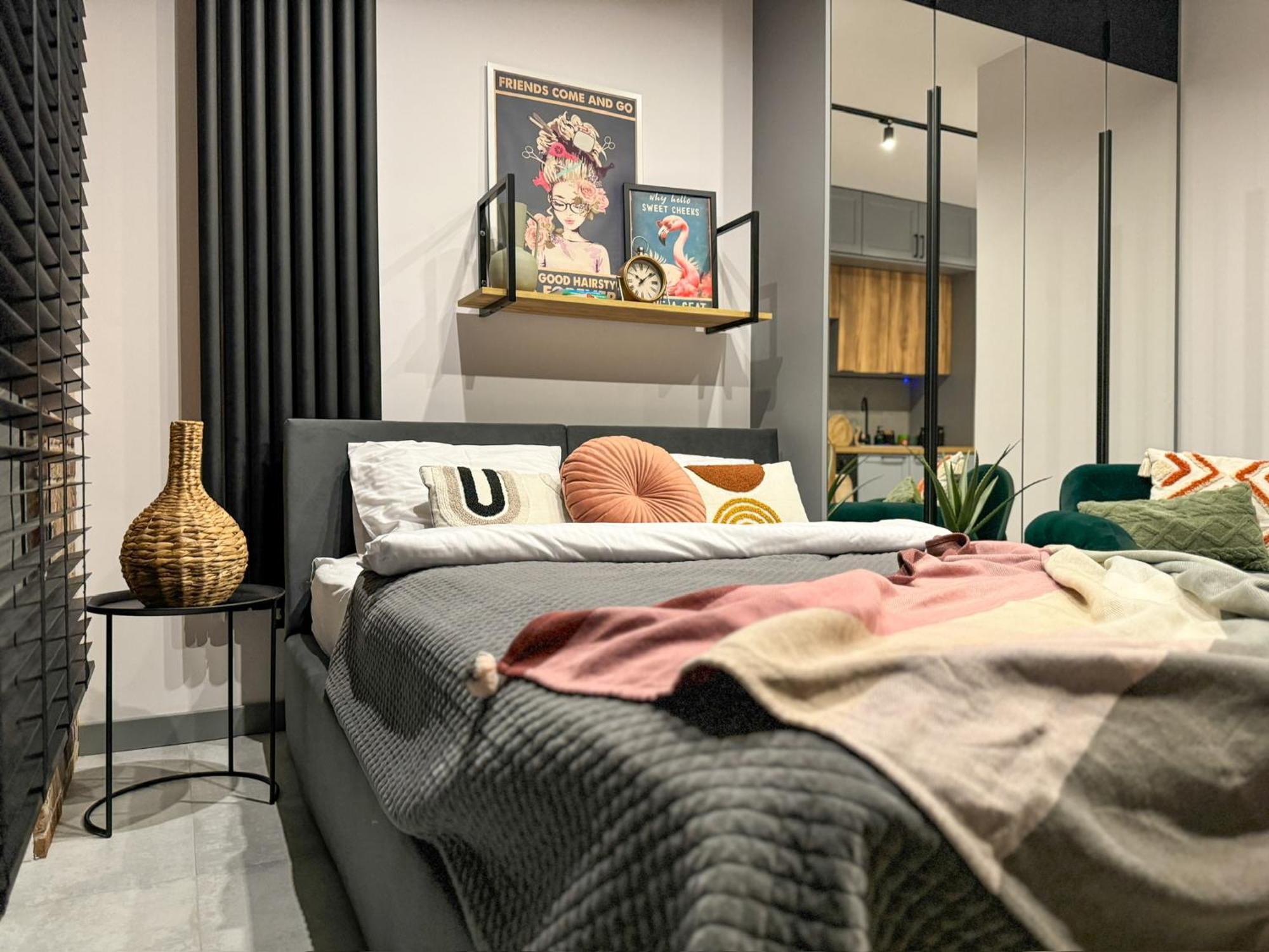 Lakru Apartments Global Office, Free Garage, Self Check-In Katovice Exteriér fotografie